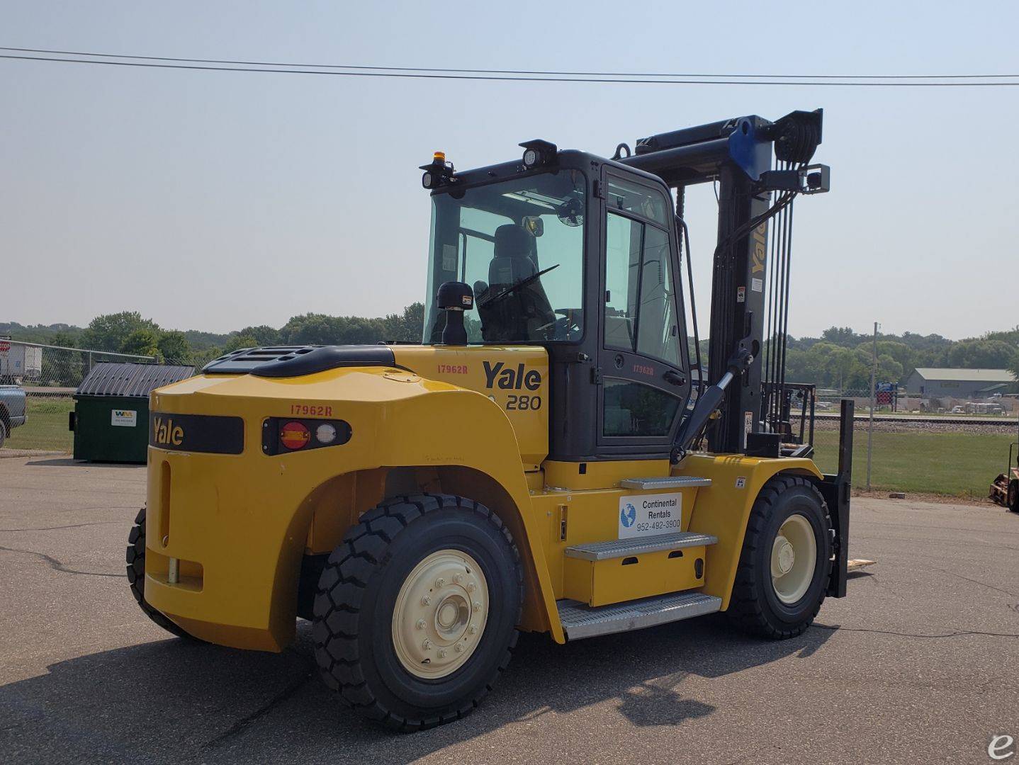 2017 Yale GDP280DCECCV143