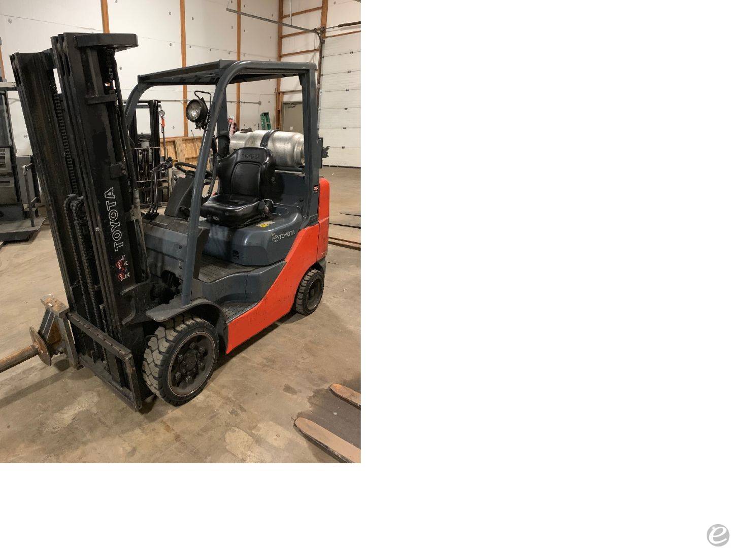 2013 Toyota 8FGCU25 LP Gas Forklift...