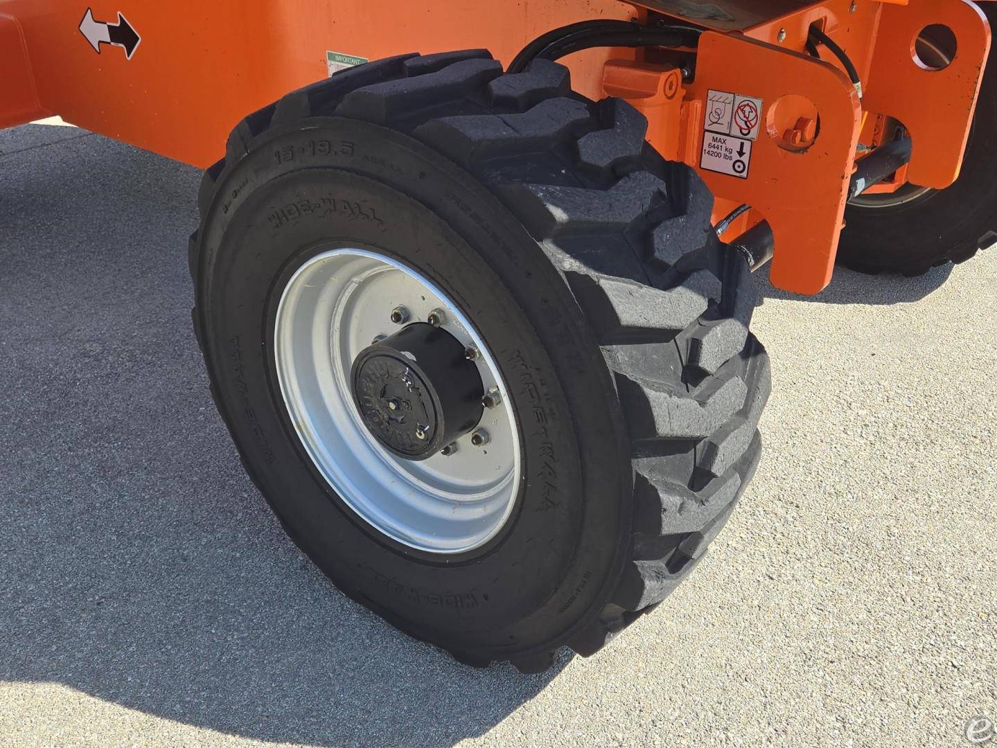 2012 JLG 660SJ