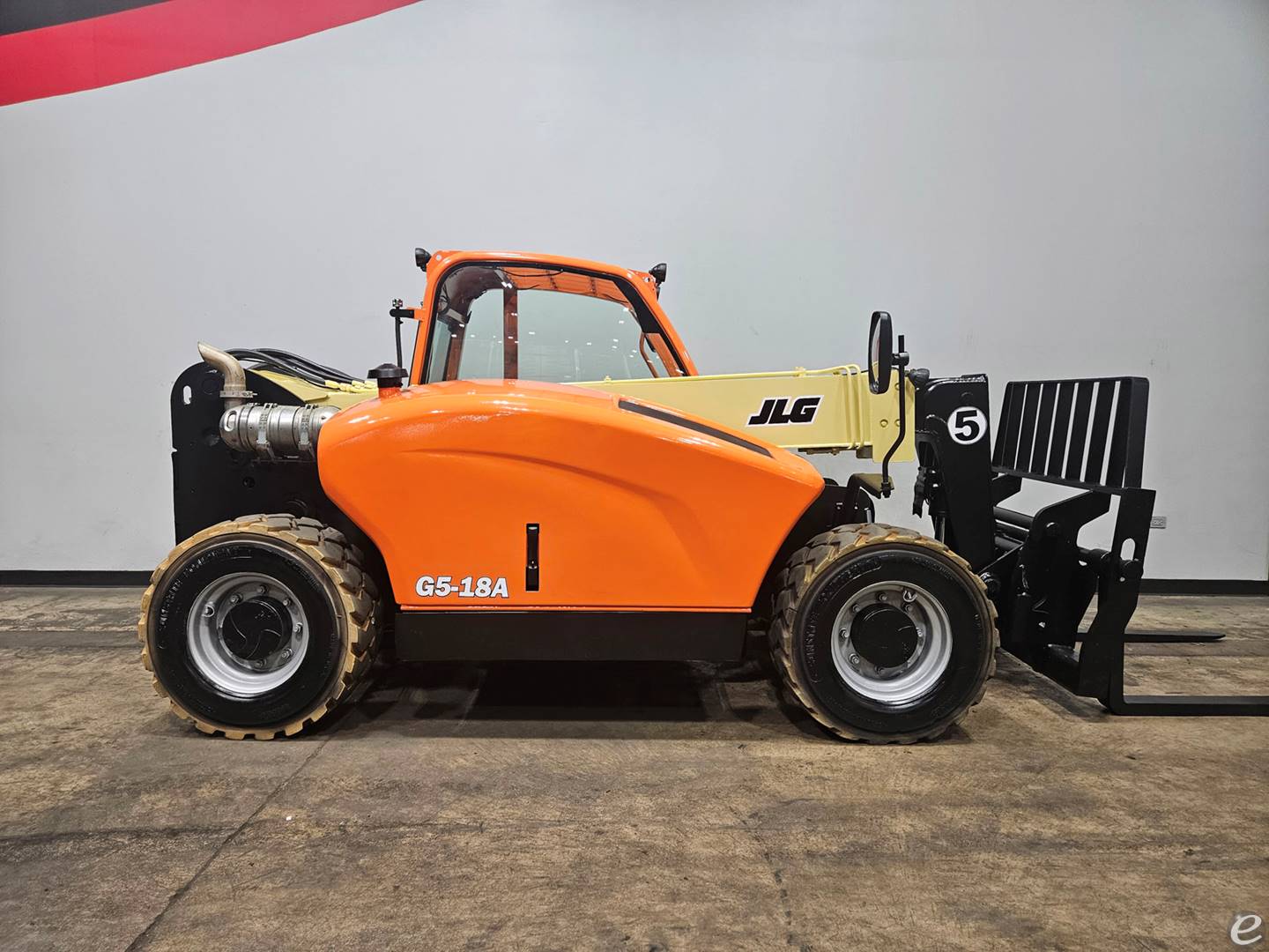 2018 JLG G5-18A