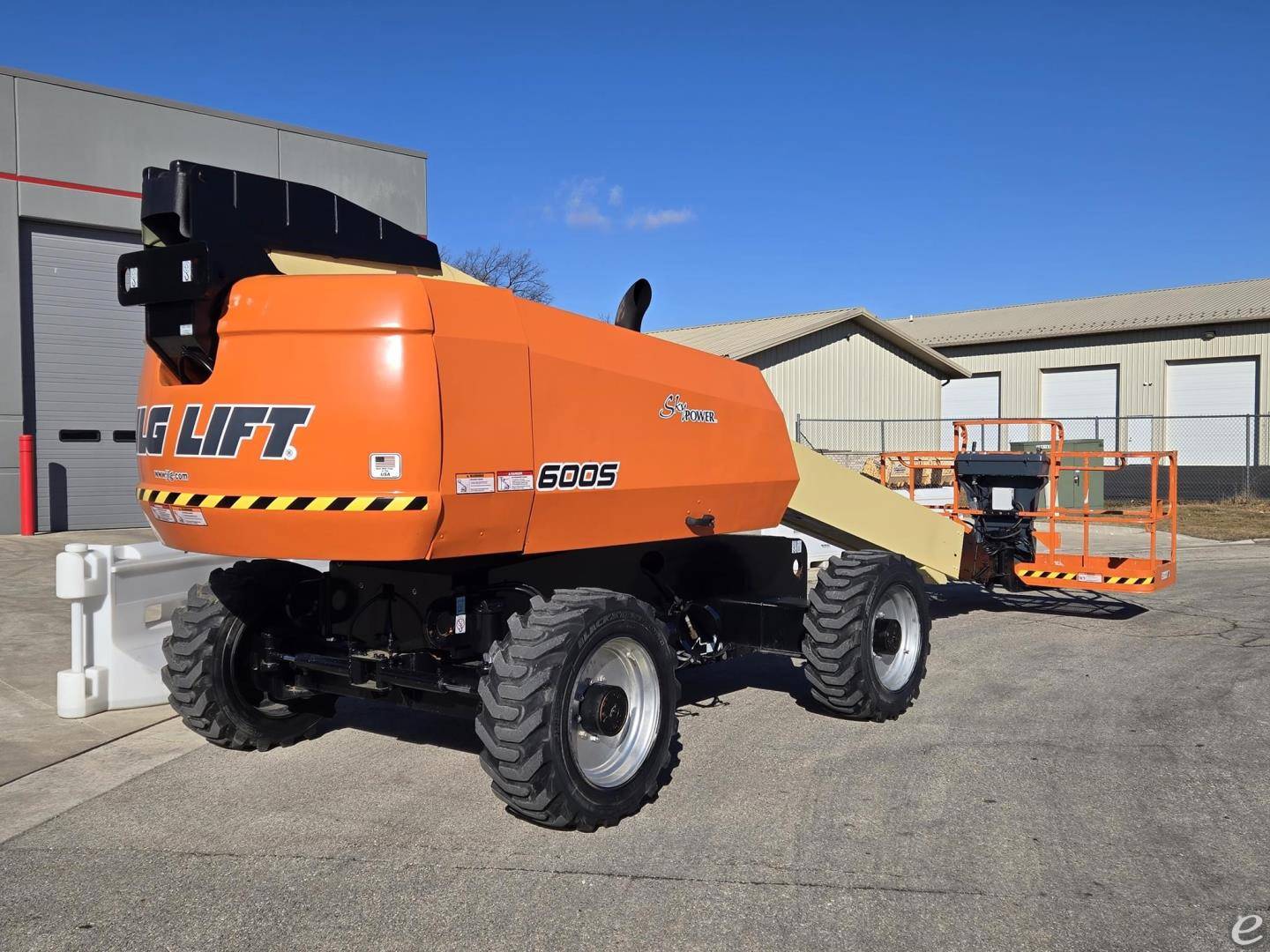 2014 JLG 600S