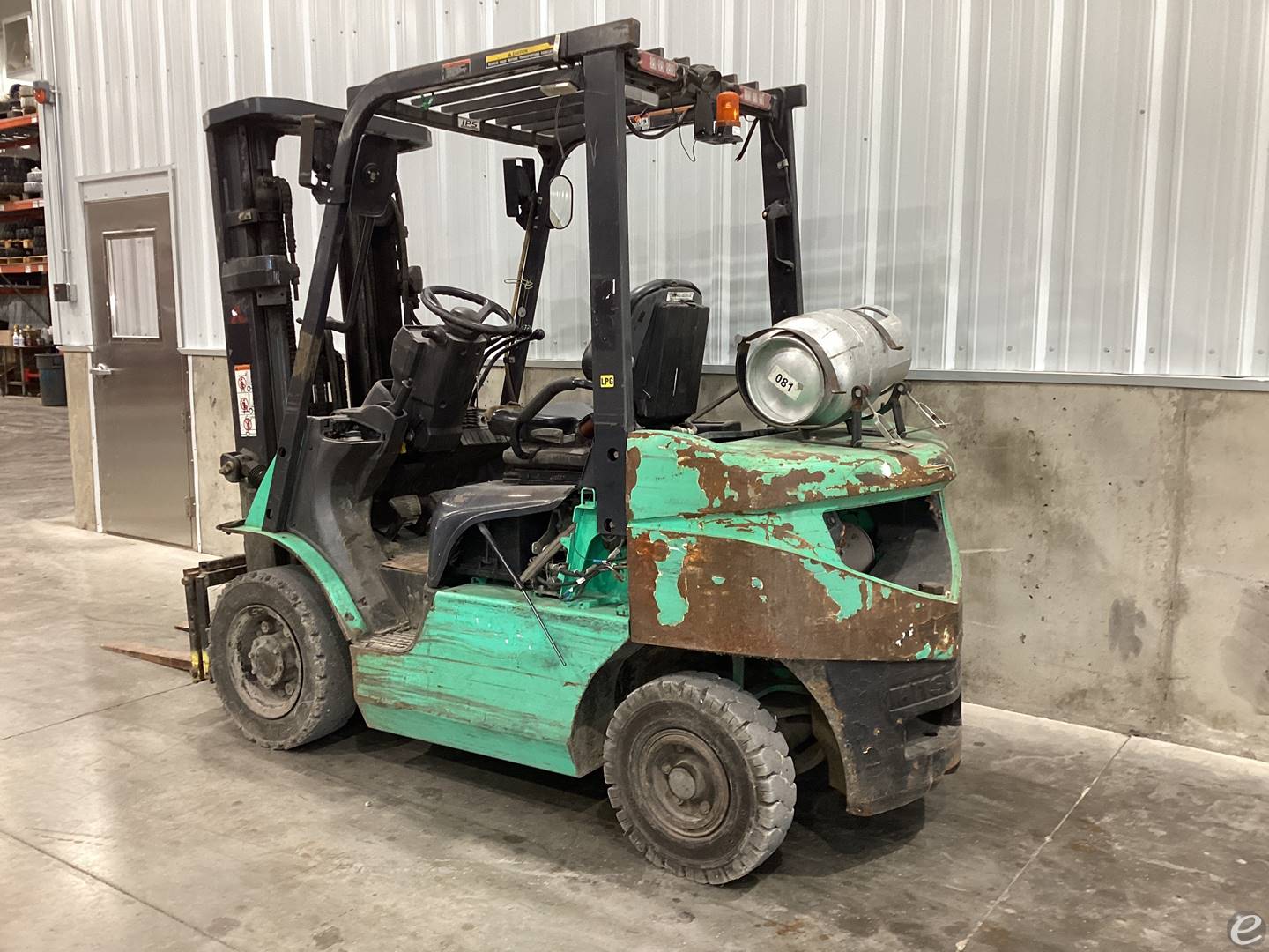 2020 Mitsubishi FG25N