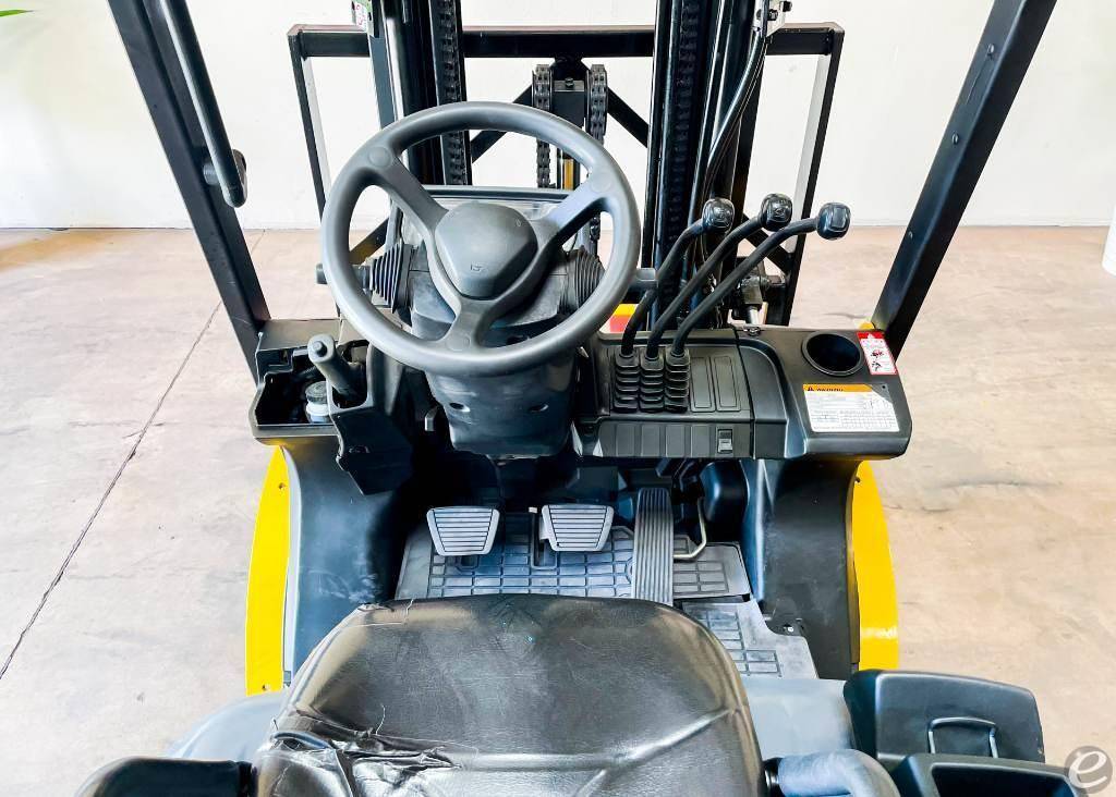 2017 Cat GP25N