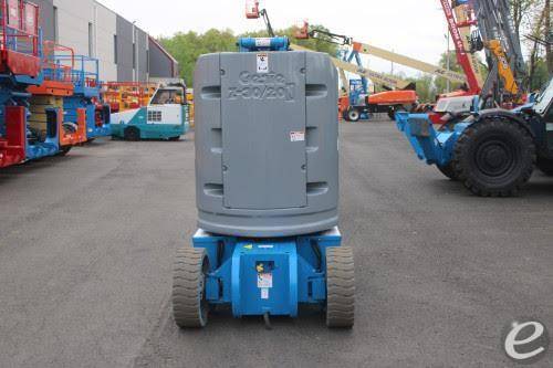 2017 Genie Z30/20