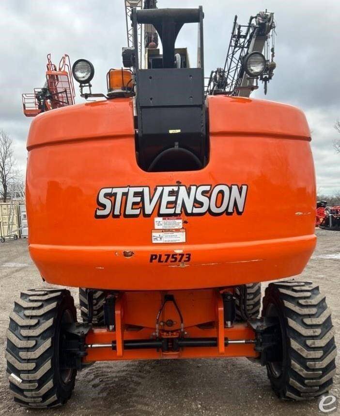 2013 JLG 600S
