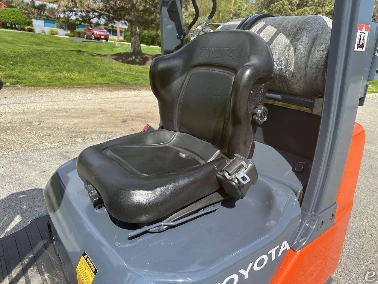 2015 Toyota 8FGCU25