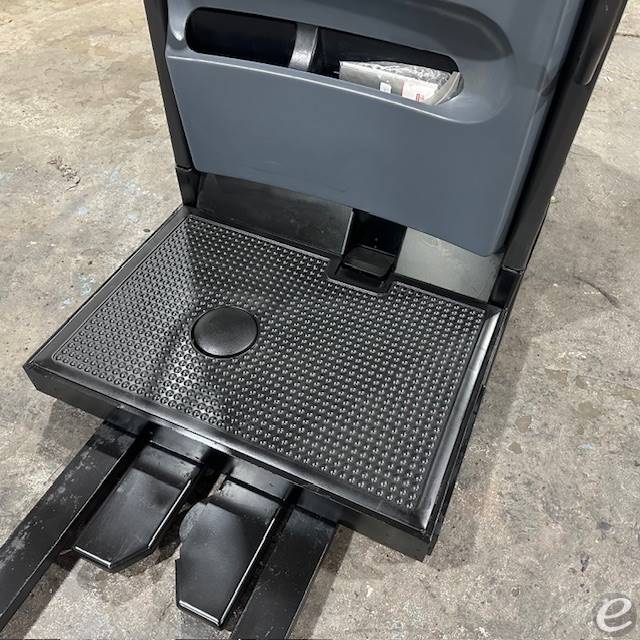 2018 Toyota 7BPUE15