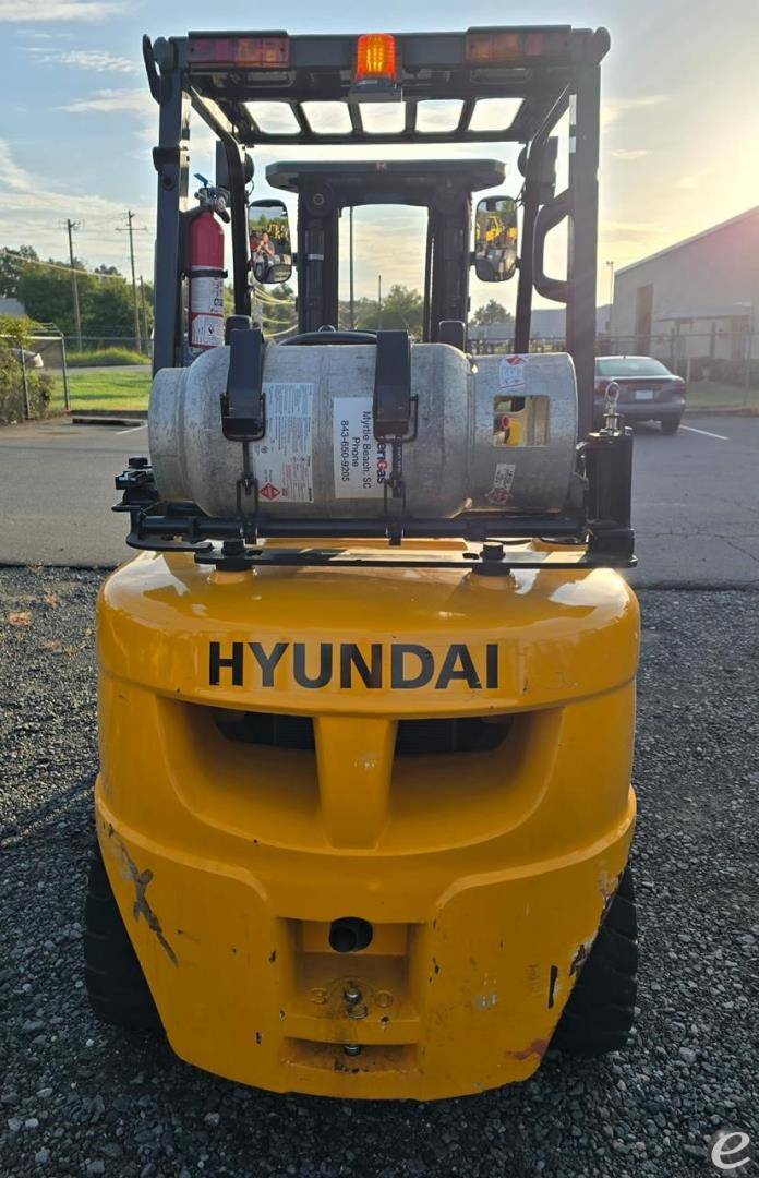 2021 Hyundai 30L-7A