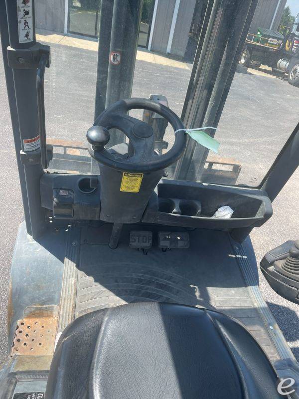 2006 Linde H30T