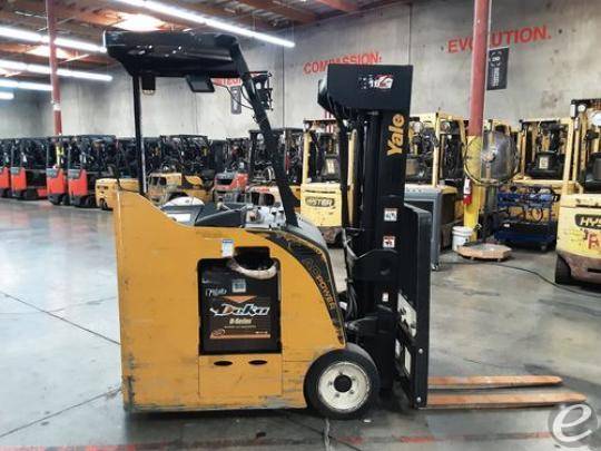 2017 Yale ESC030 Electric Forklift