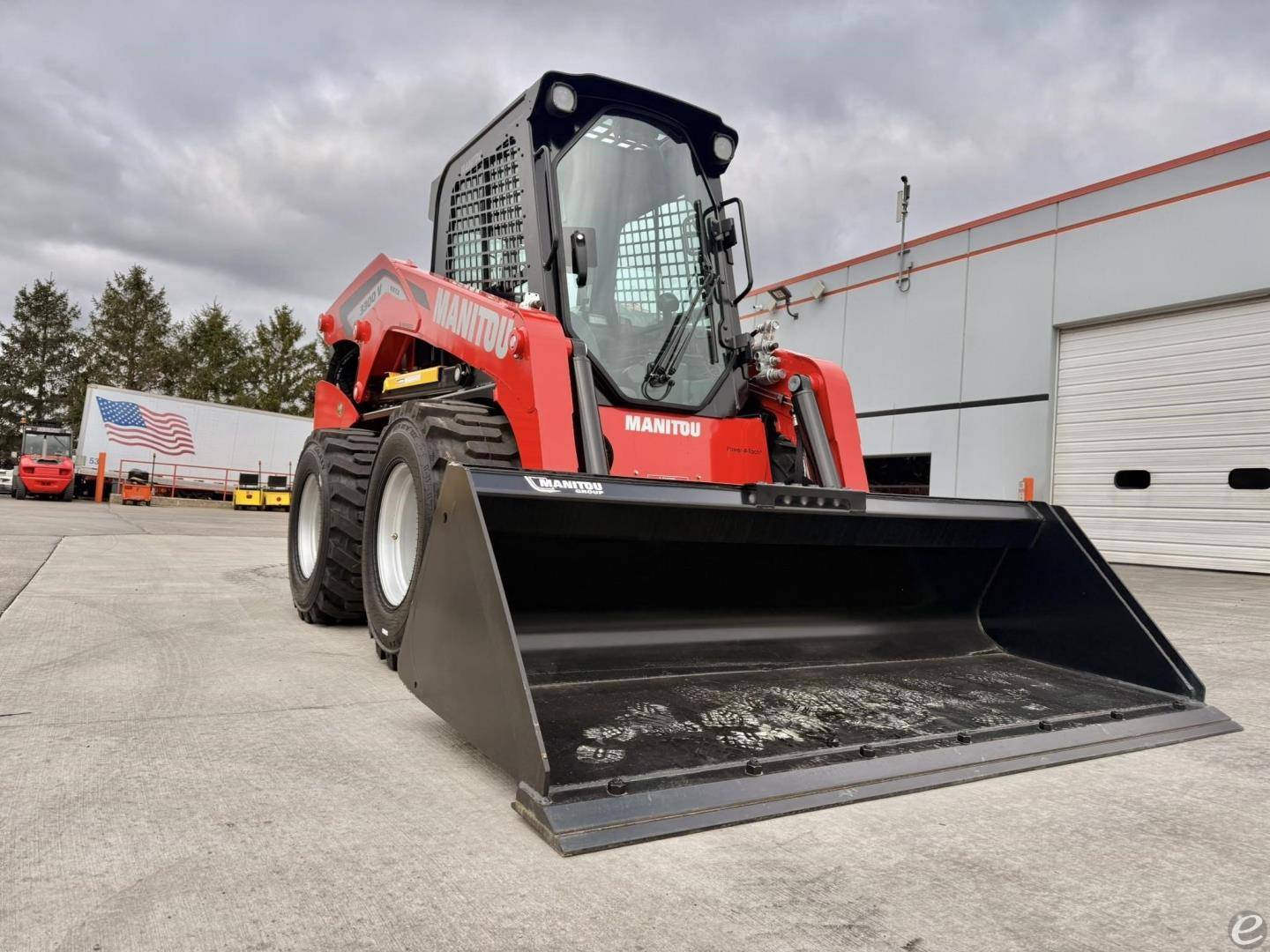 2025 Manitou 3300V