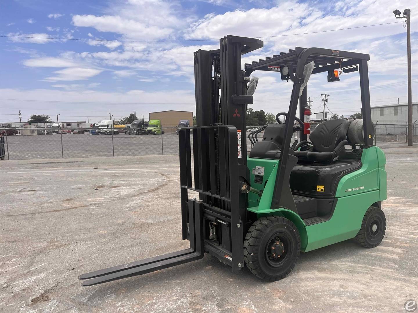 2023 Mitsubishi FG15N