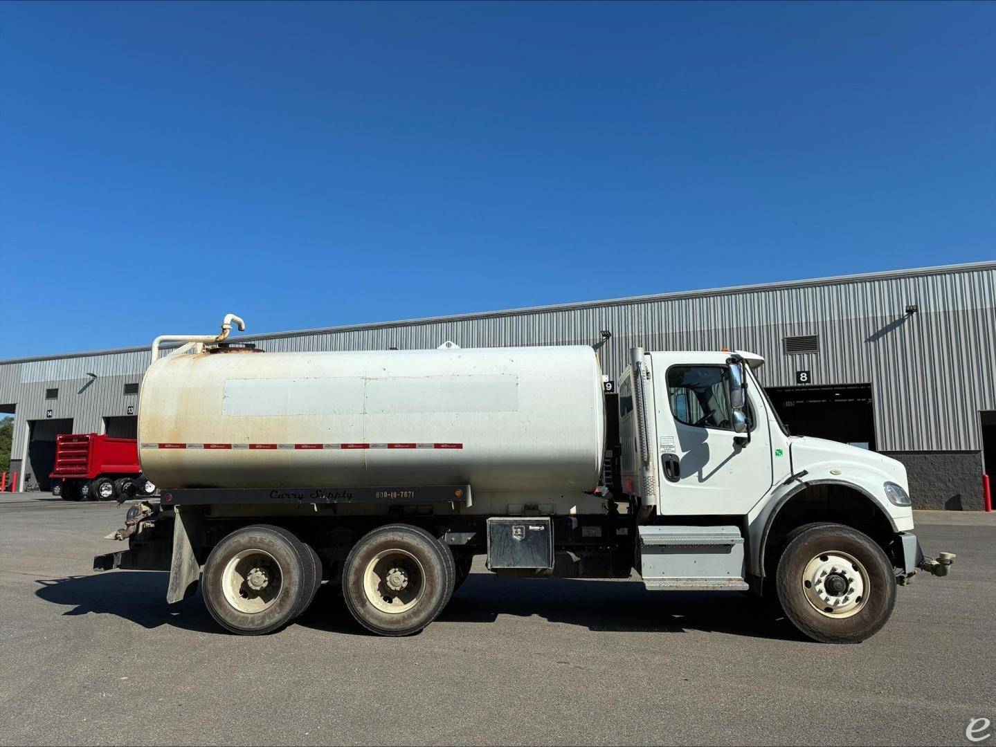 2017 Freightliner BUSINESS CLASS M2 106