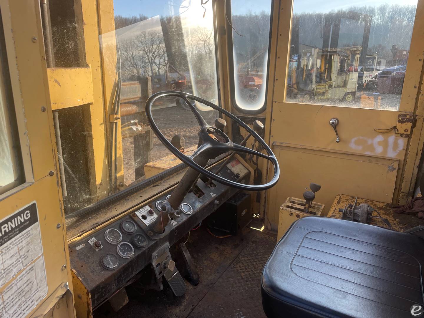 1982 Hyster H520B