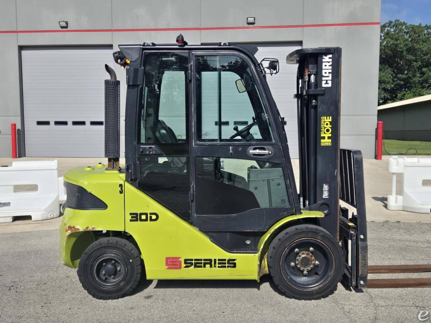 2022 Clark S30D