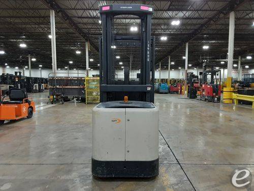 2014 Crown SP3520-30