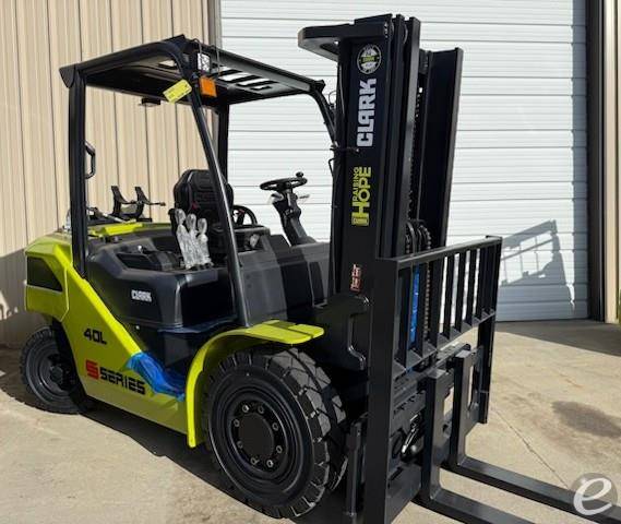 2026 Clark S40L