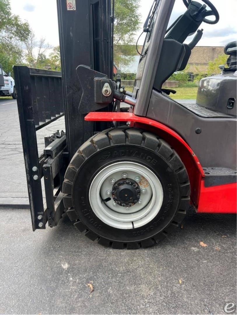 2022 Manitou MI50D