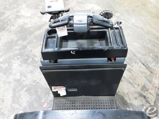 2015 Raymond 8510