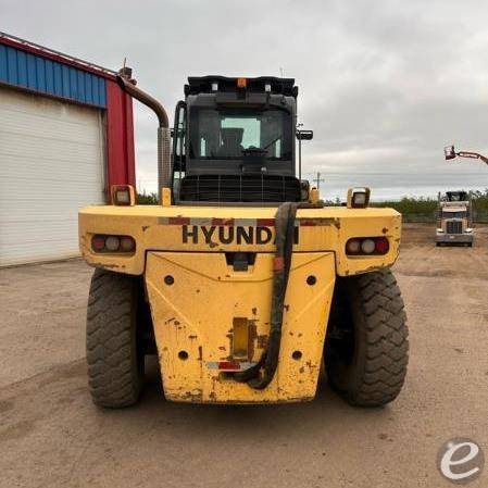 2020 Hyundai 250D-9