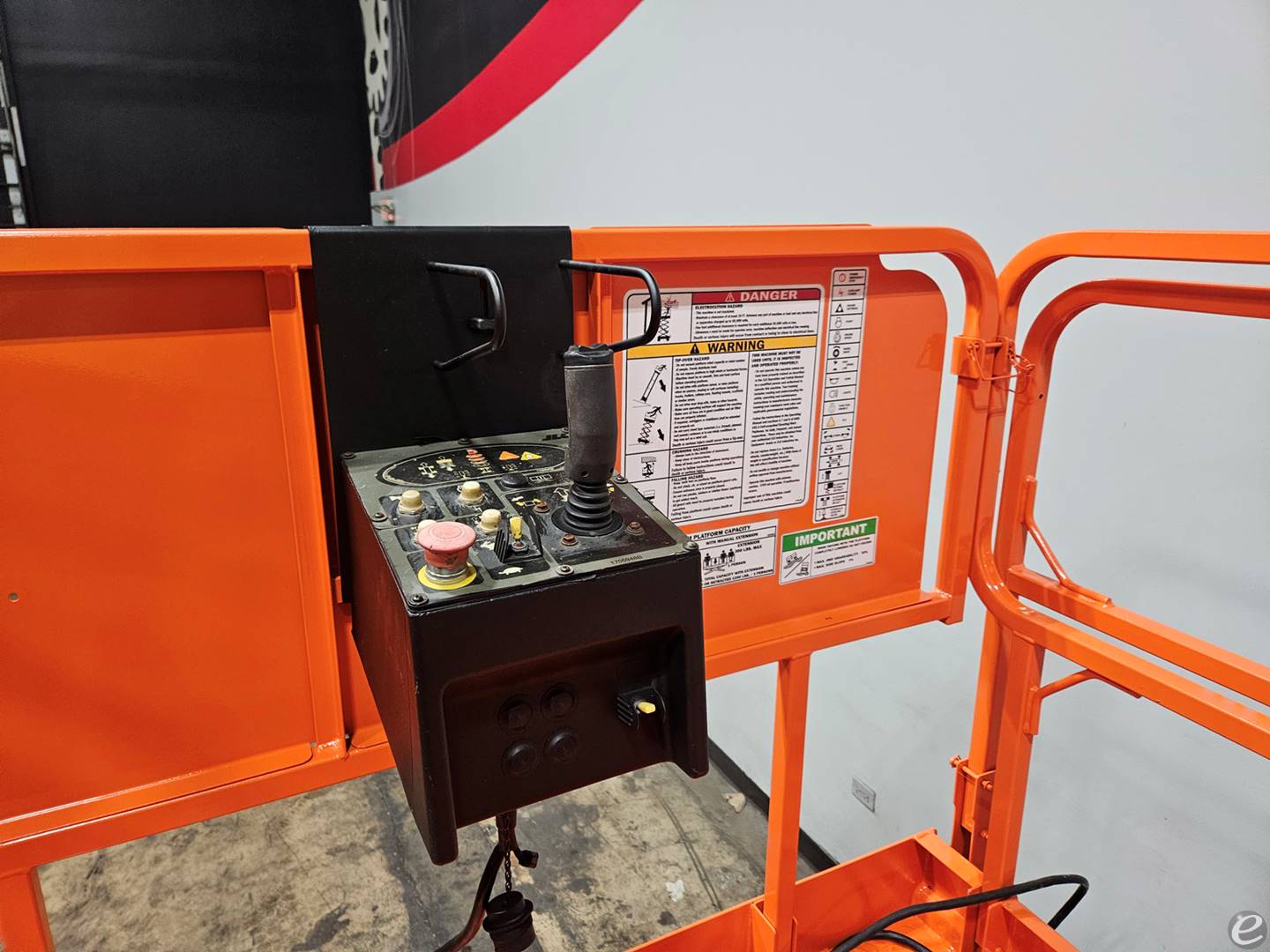 2018 JLG 260MRT