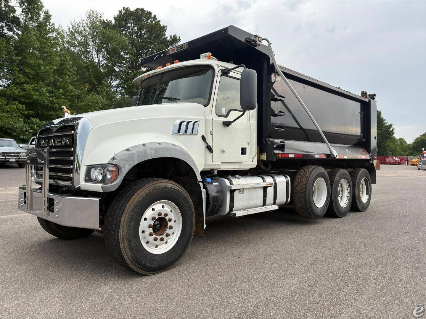 2019 Mack GRANITE GU713