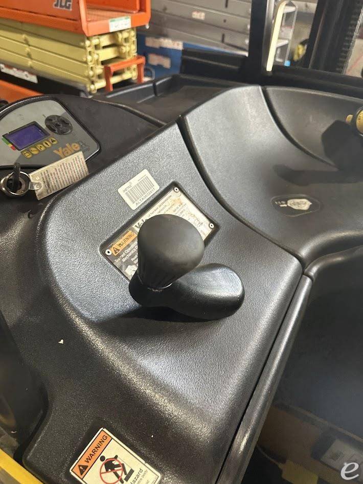 2019 Yale ESC030AD