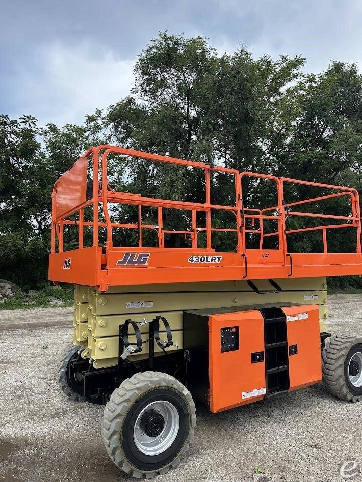 2018 JLG 430LRT