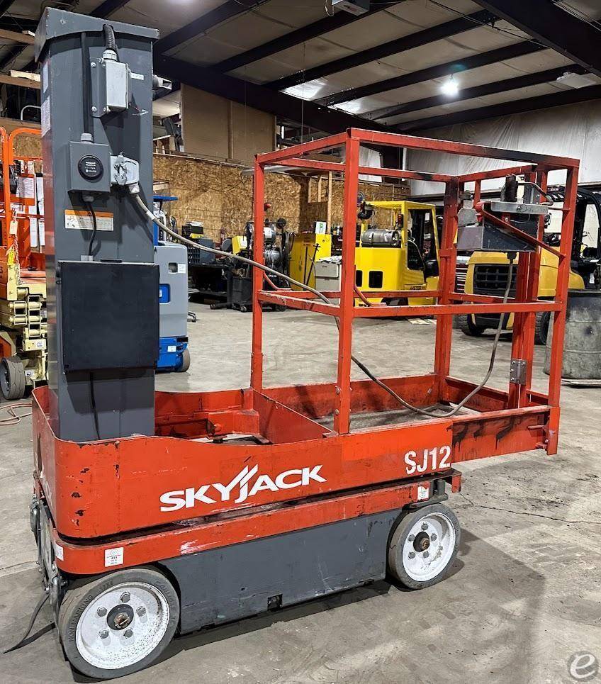 2017 Skyjack SJ12