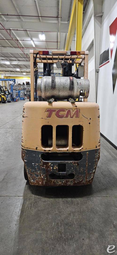 2011 TCM FCG36-8L