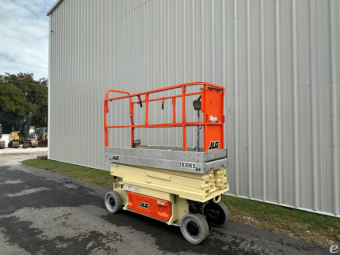 2014 JLG 2030ES
