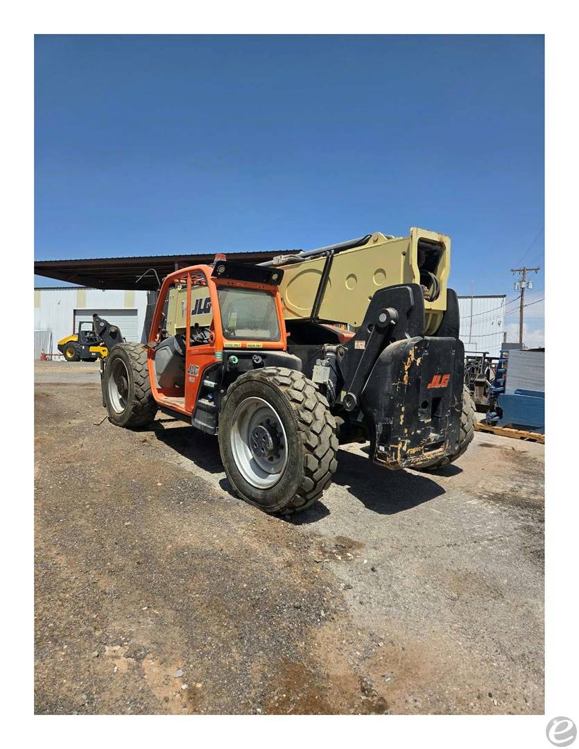 2019 JLG 1255