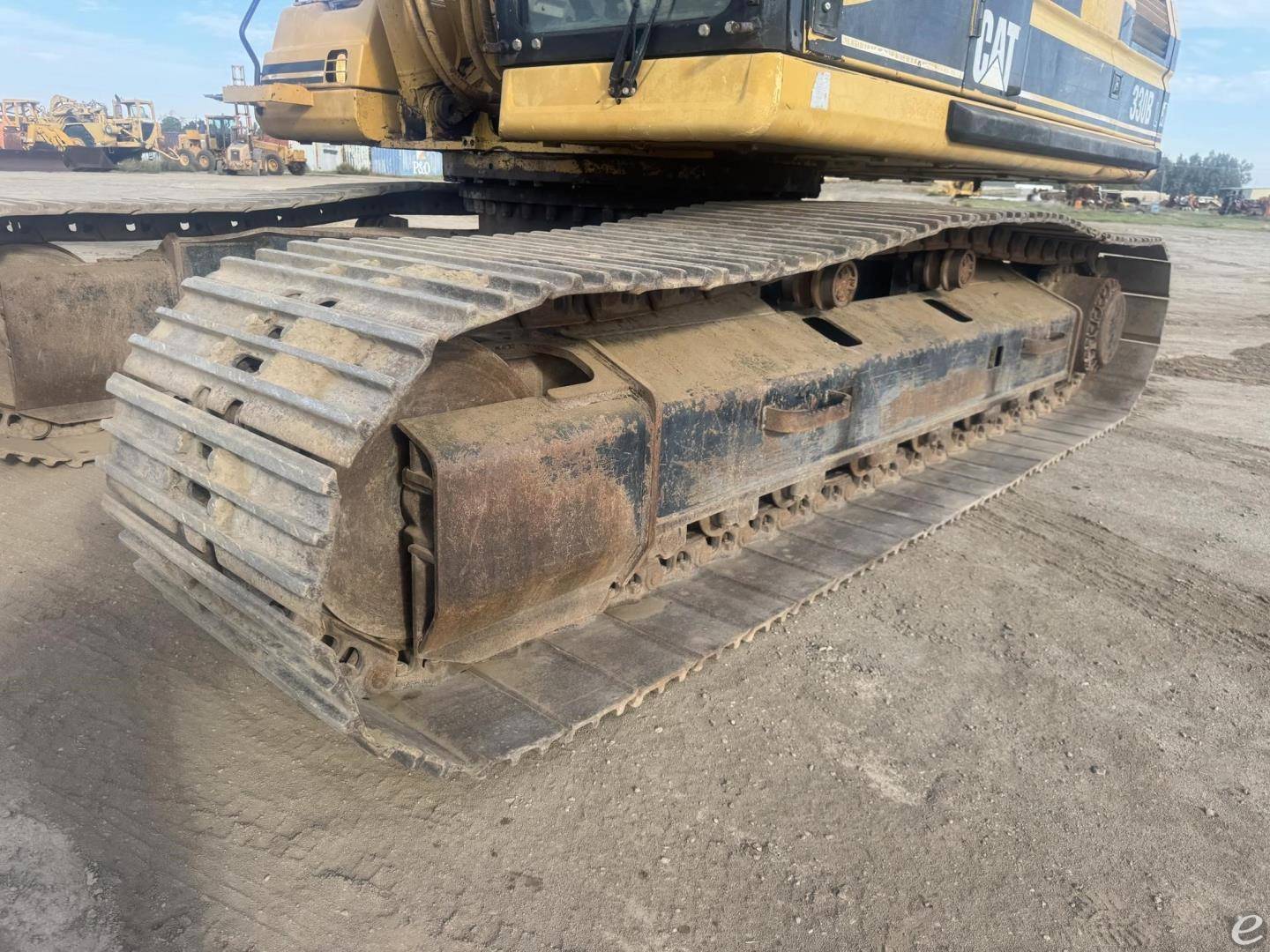 2001 Cat 330BL