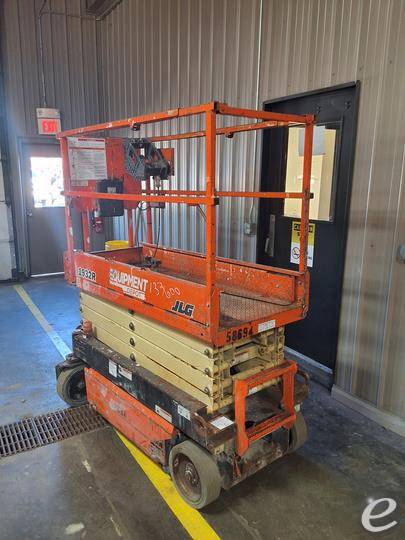 2017 JLG 1932R