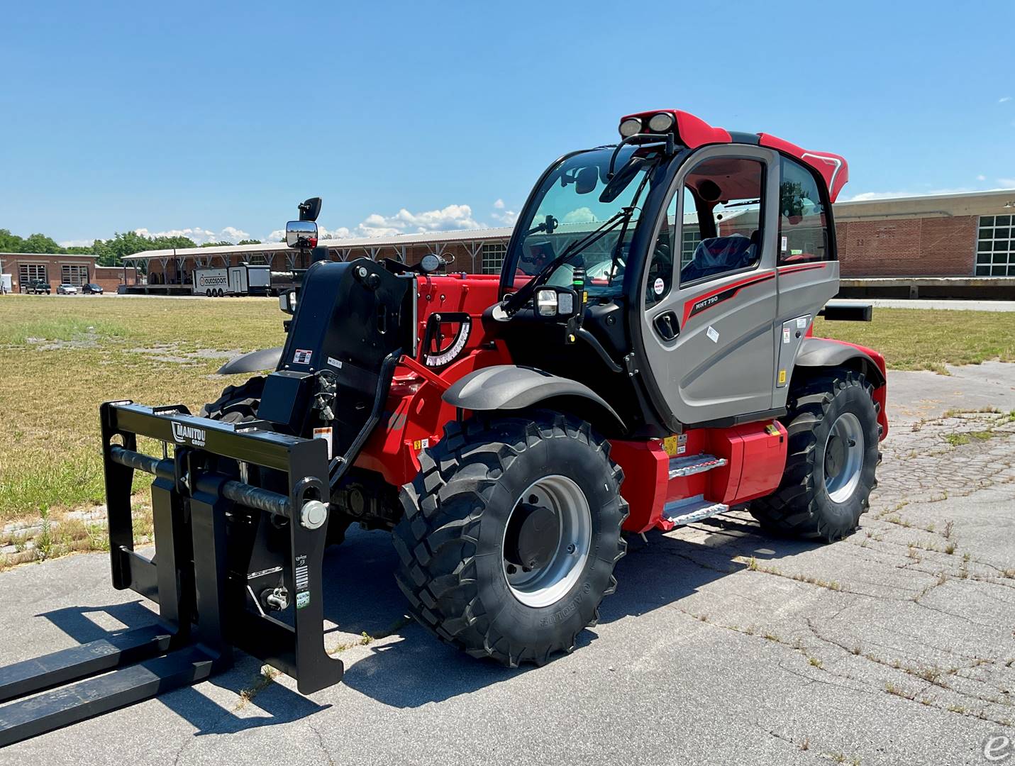 2026 Manitou MHT 790