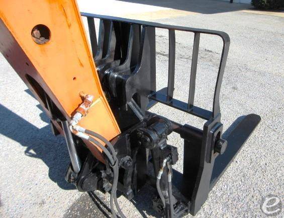 2007 JLG G6-42A