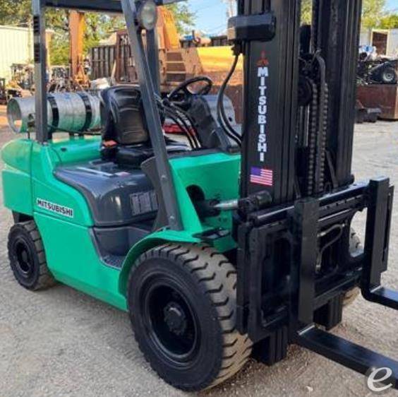 2006 Mitsubishi FG35N