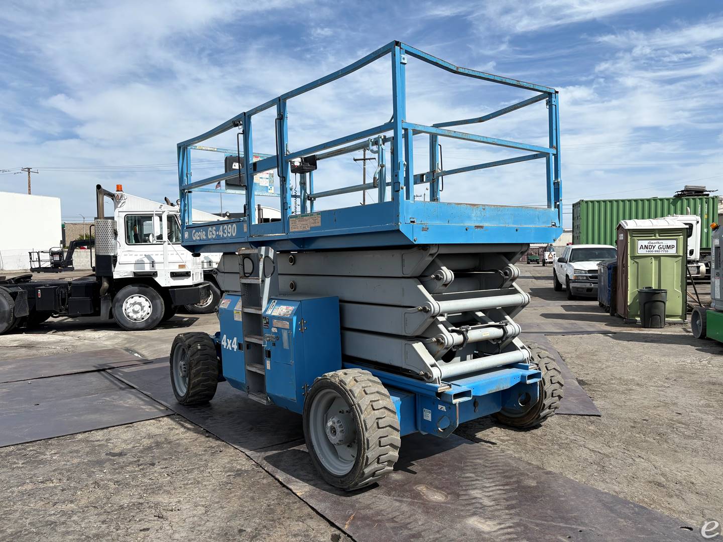 2003 Genie GS4390