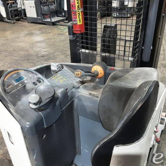 2018 Crown RR5725-45