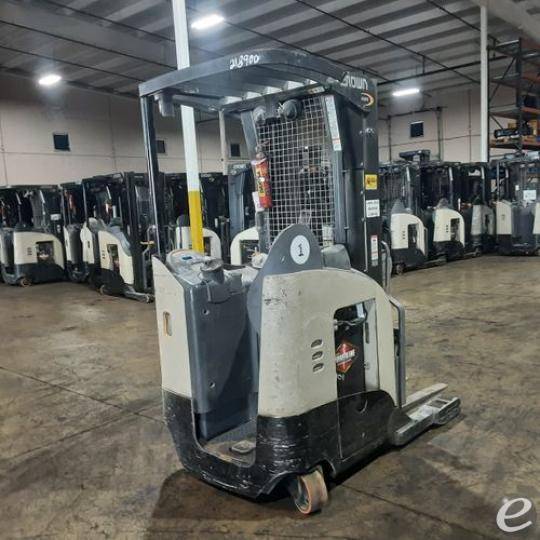 2019 Crown RR5725-45