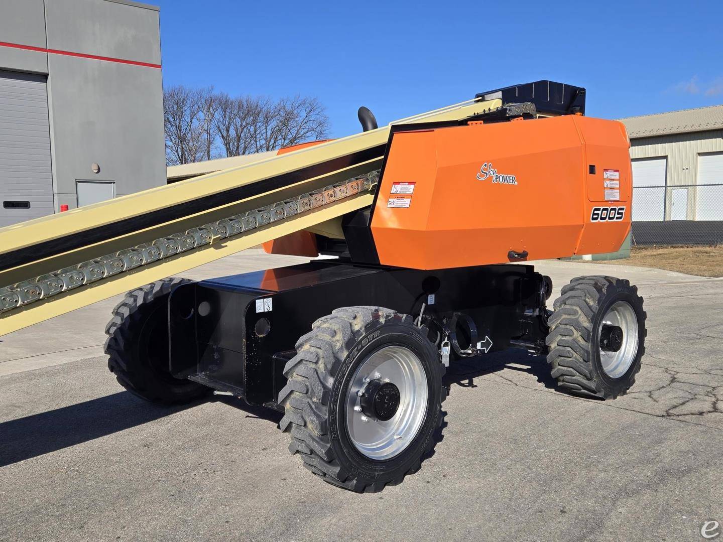 2014 JLG 600S