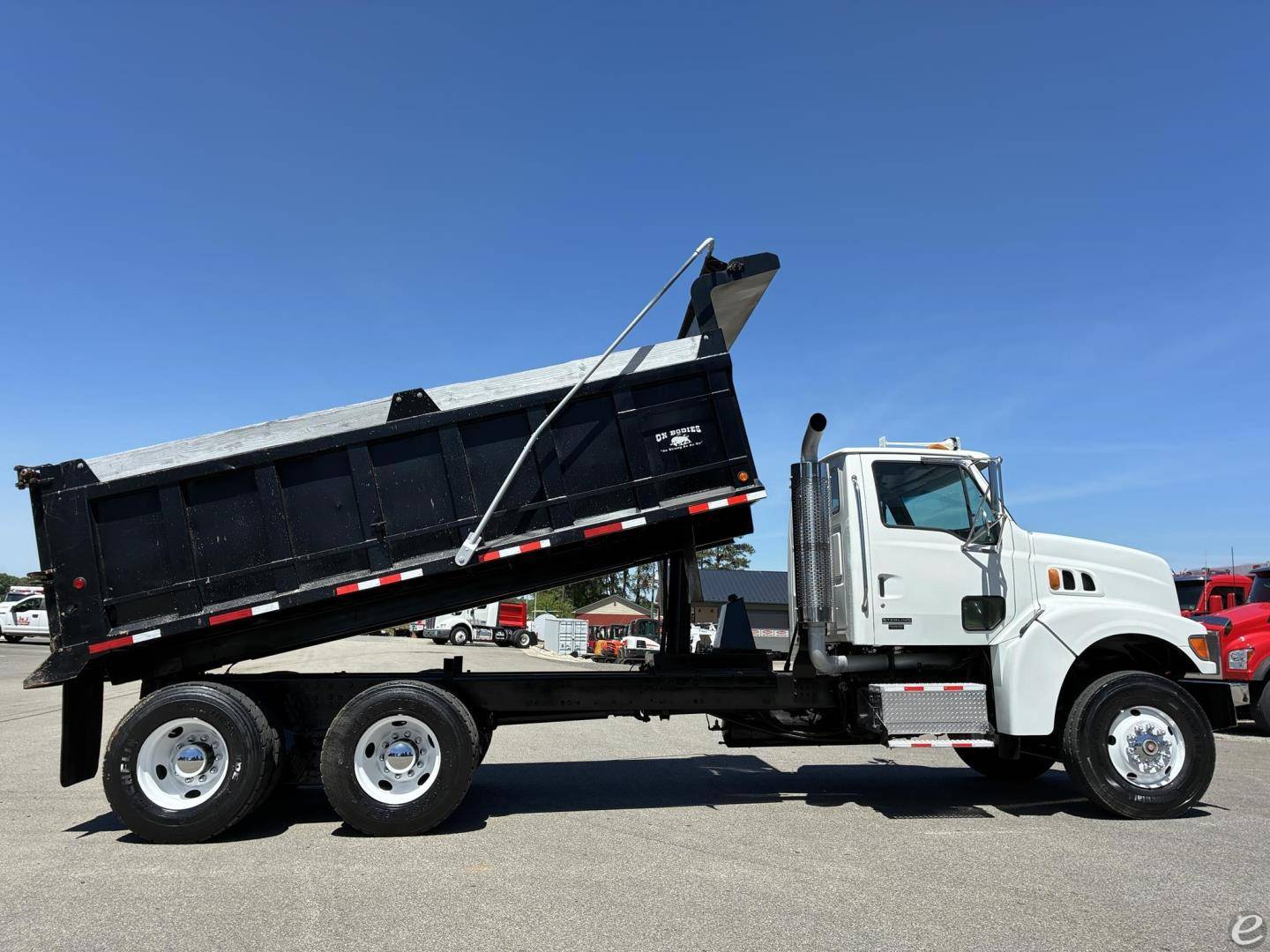 2005 Sterling LT9500