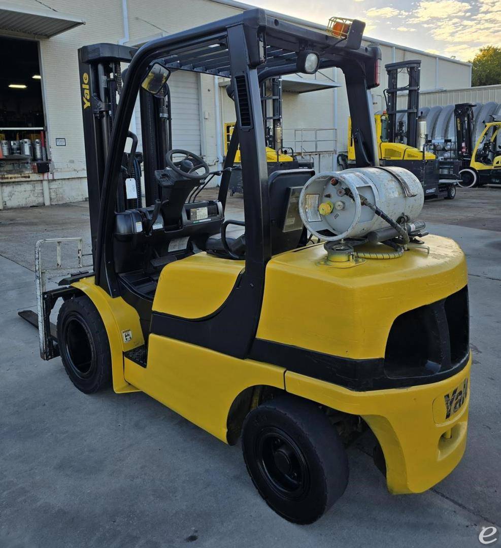 2016 Yale GLP060VX