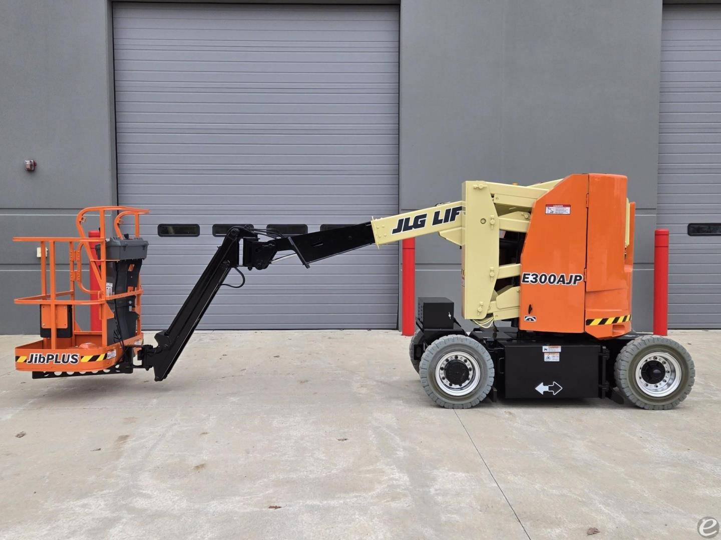 2015 JLG E300AJP Electric Boom Lift...