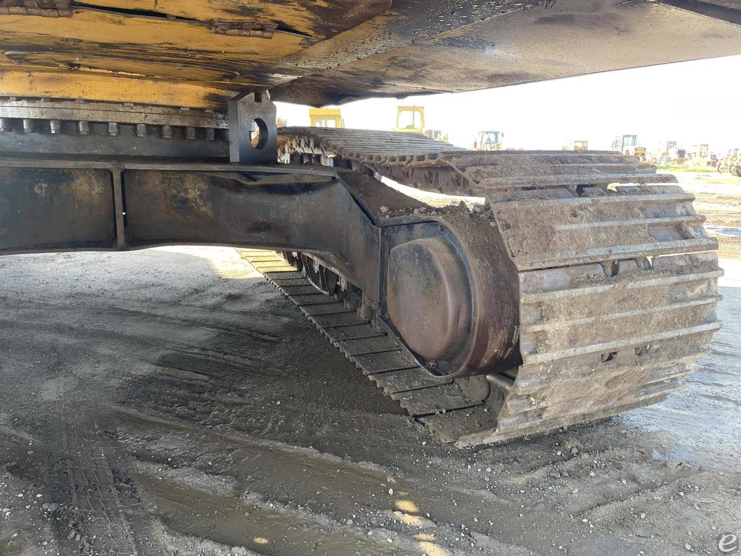 1992 Cat 330L
