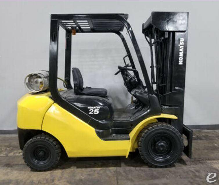 2018 Komatsu FG25T-16 LP Gas Forkli...