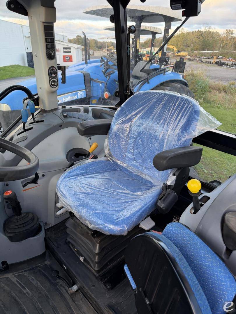 2015 New Holland T4.75