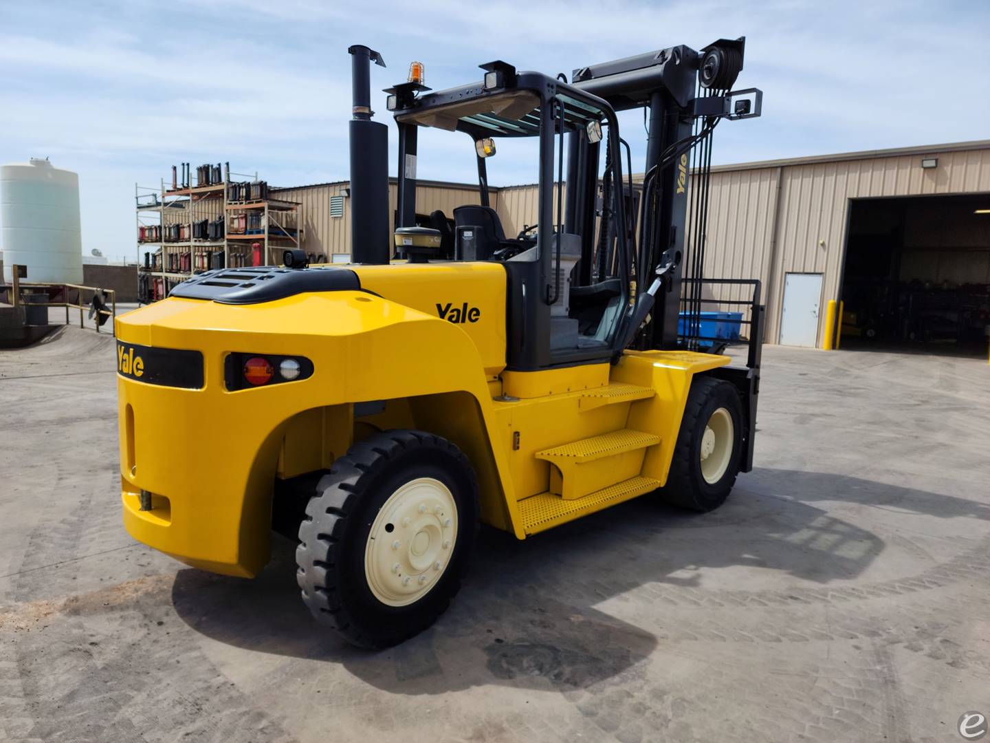 2010 Yale GDP280