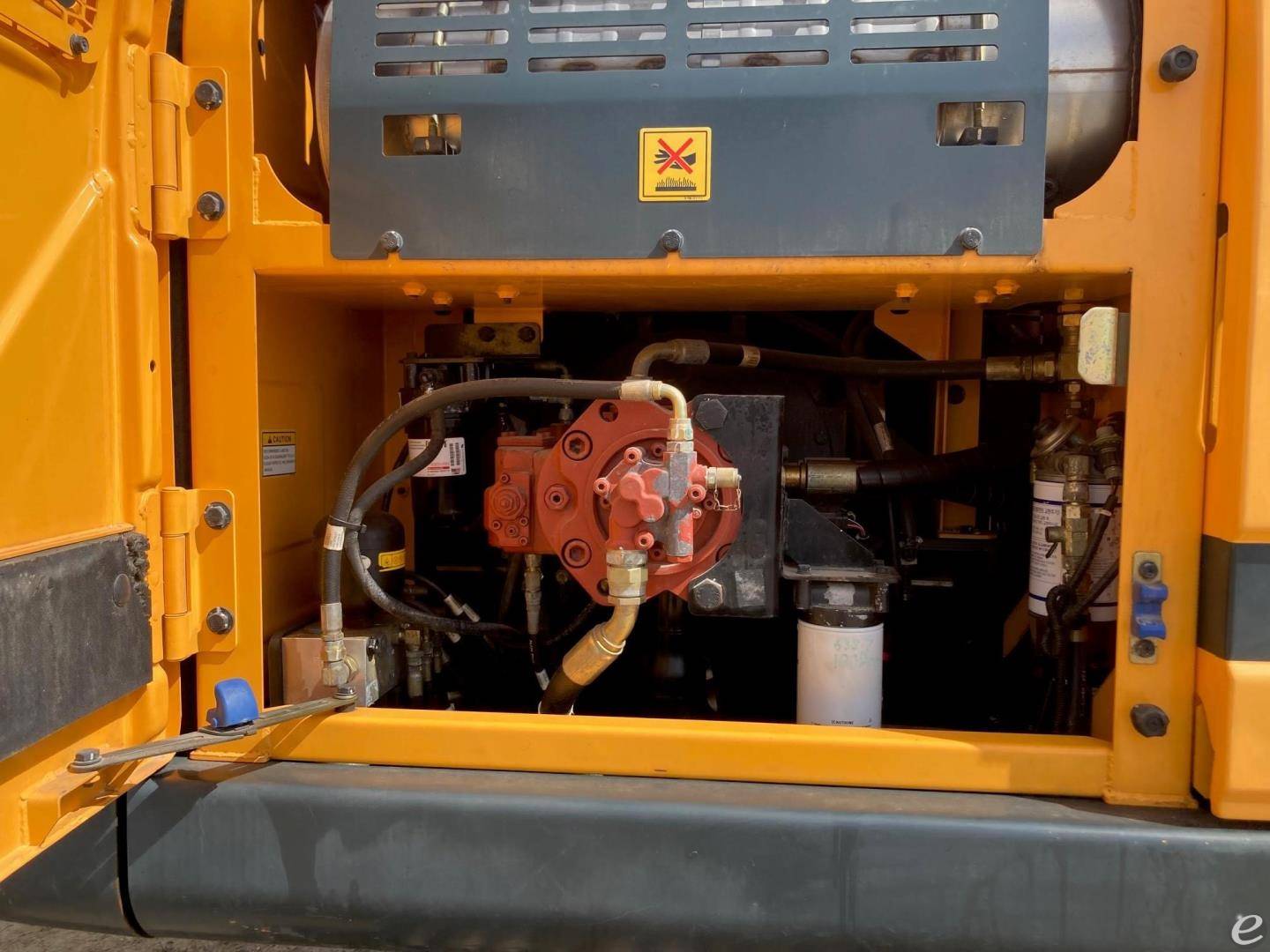 2018 Hyundai HX220 LR