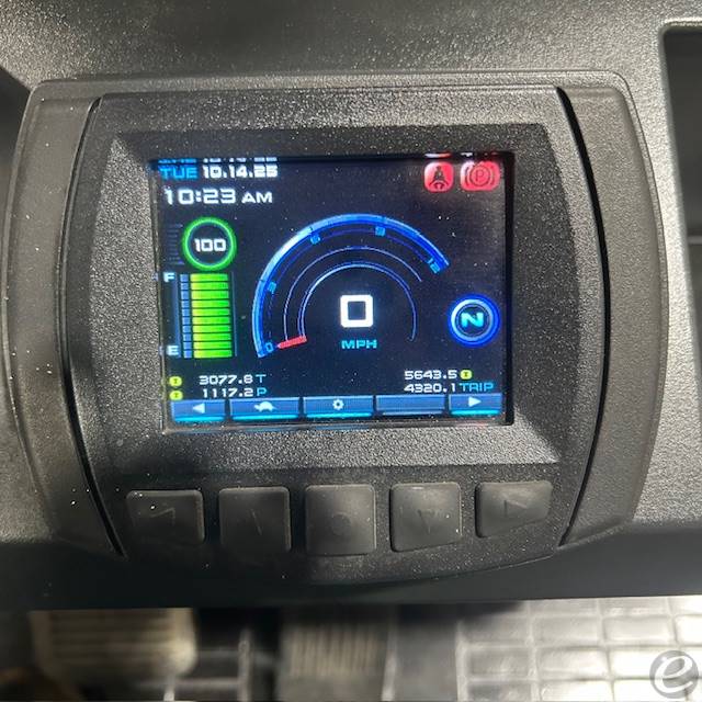 2020 Mitsubishi FBC25N